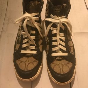 Women’s Coach Ellis Sneakers 9.5